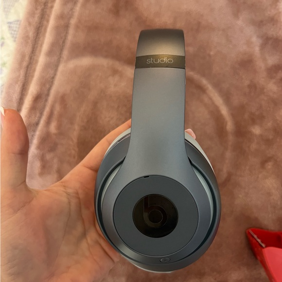 Beats studios - Picture 4 of 6